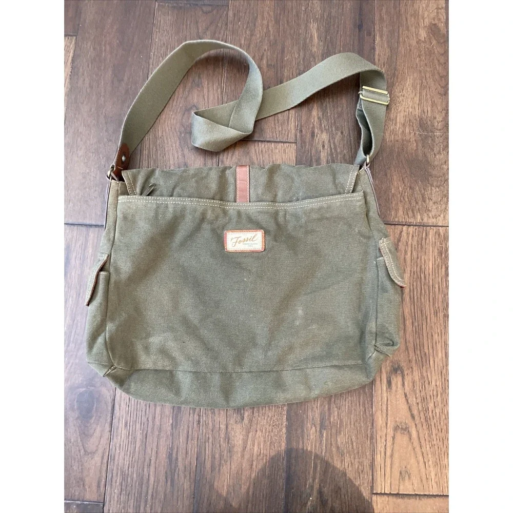 Fossil‎ Leather &Canvas Messenger Commuter Brown W/ Multiple Pockets Bag